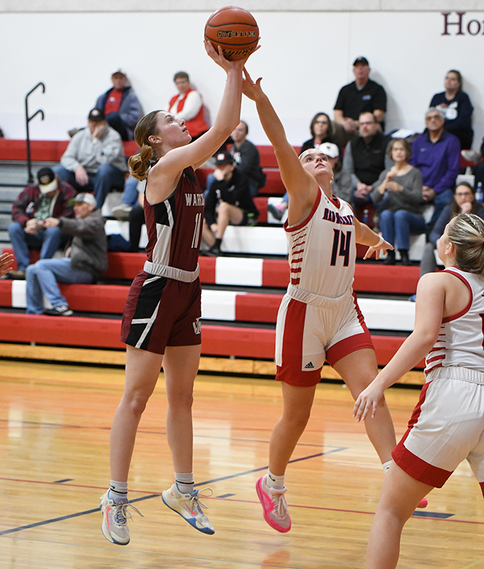 Jaci Maxfield scores two of her game-high 15 points on Saturday. NCJ photos by Rick Holtz