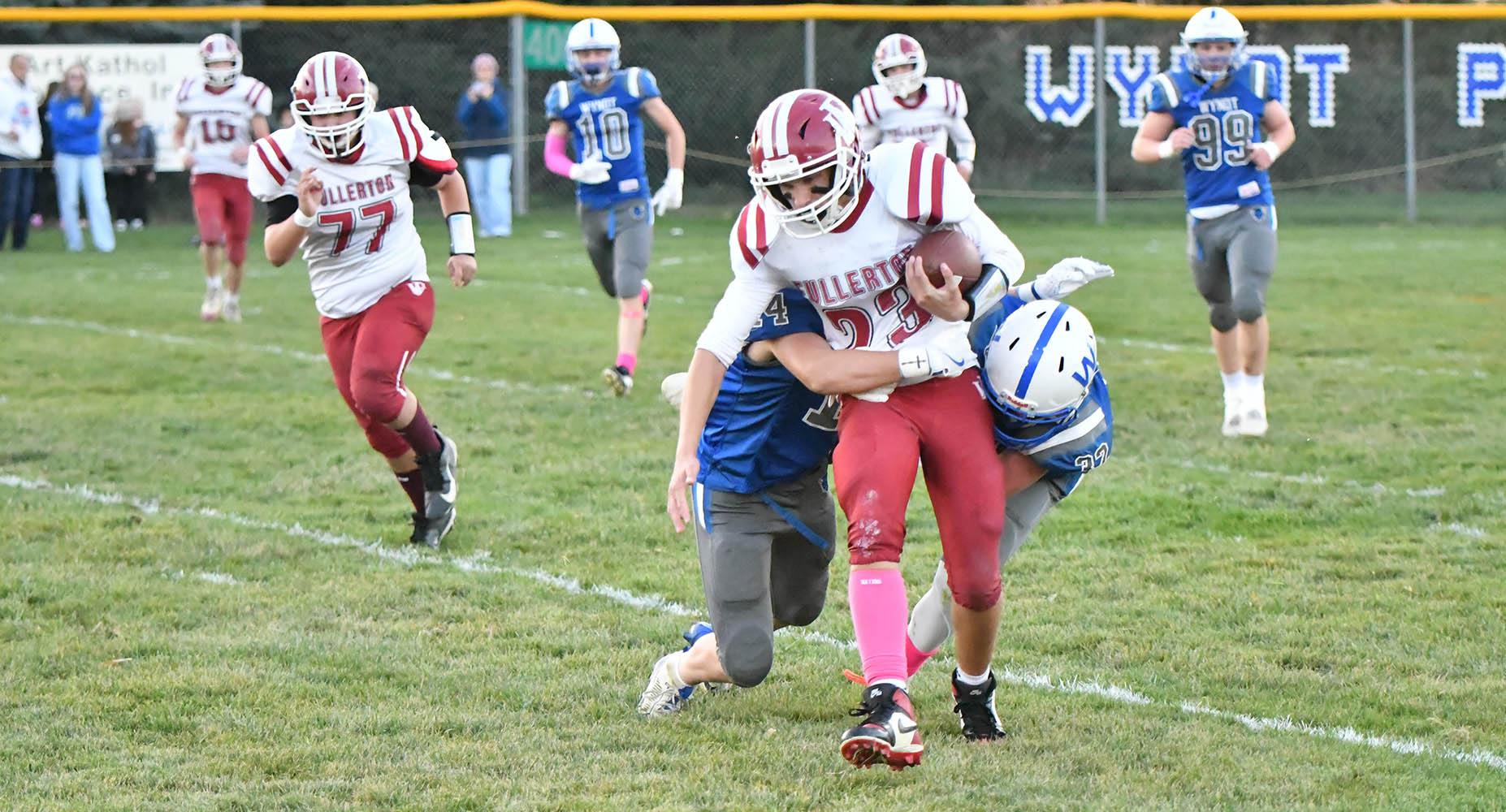 Jakob Supik ran the ball 4 time for 15 yards and caught 1 pass for 5 yards on Thursday. NCJ photo by Rick Holtz