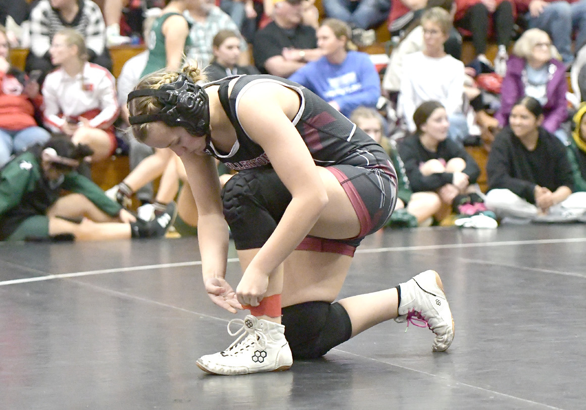 Fullerton’s Delylla Olson finished third at 140 pounds. NCJ photo by Rick Holtz