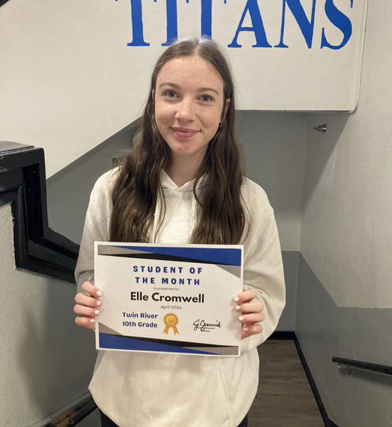 Twin River recognizes students