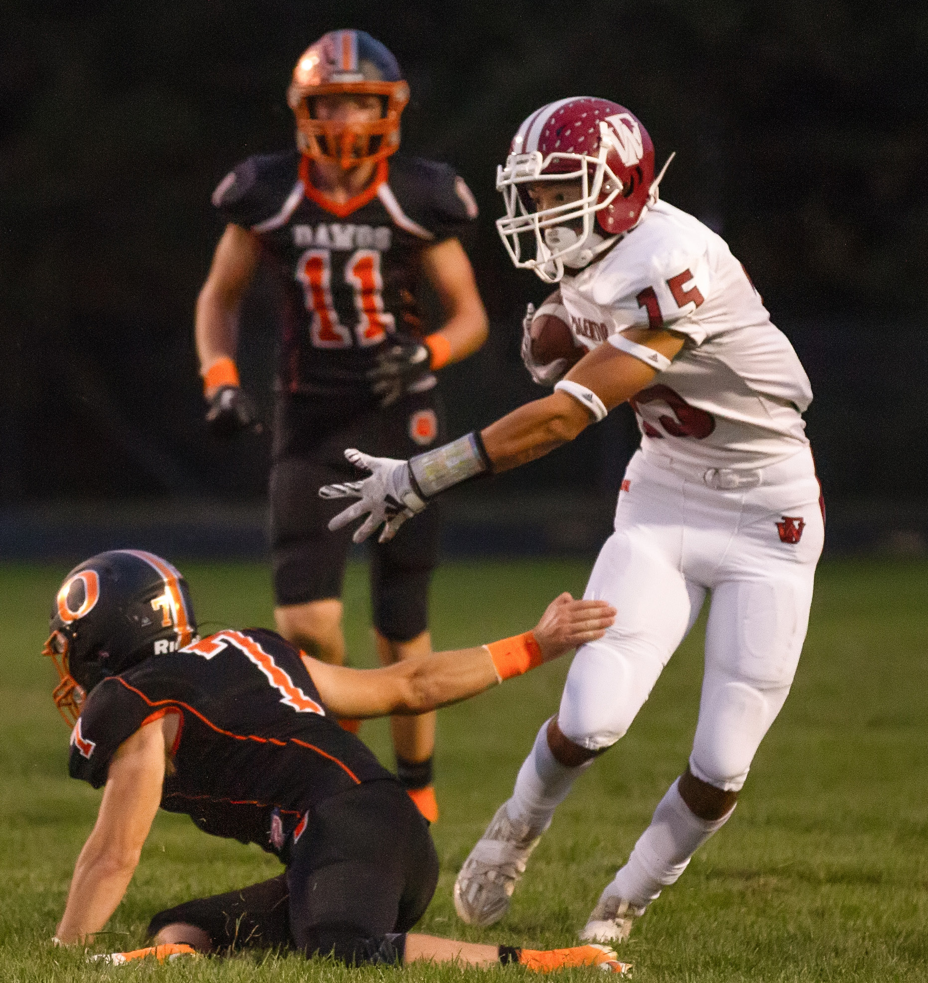 Warriors fall to Bulldogs on the road
