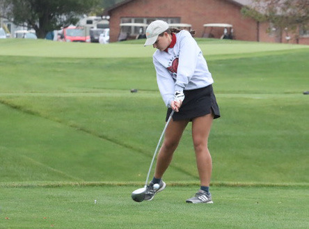 Lylla Sabata started her day on hole No. 10. NCJ photo by Ken Kush