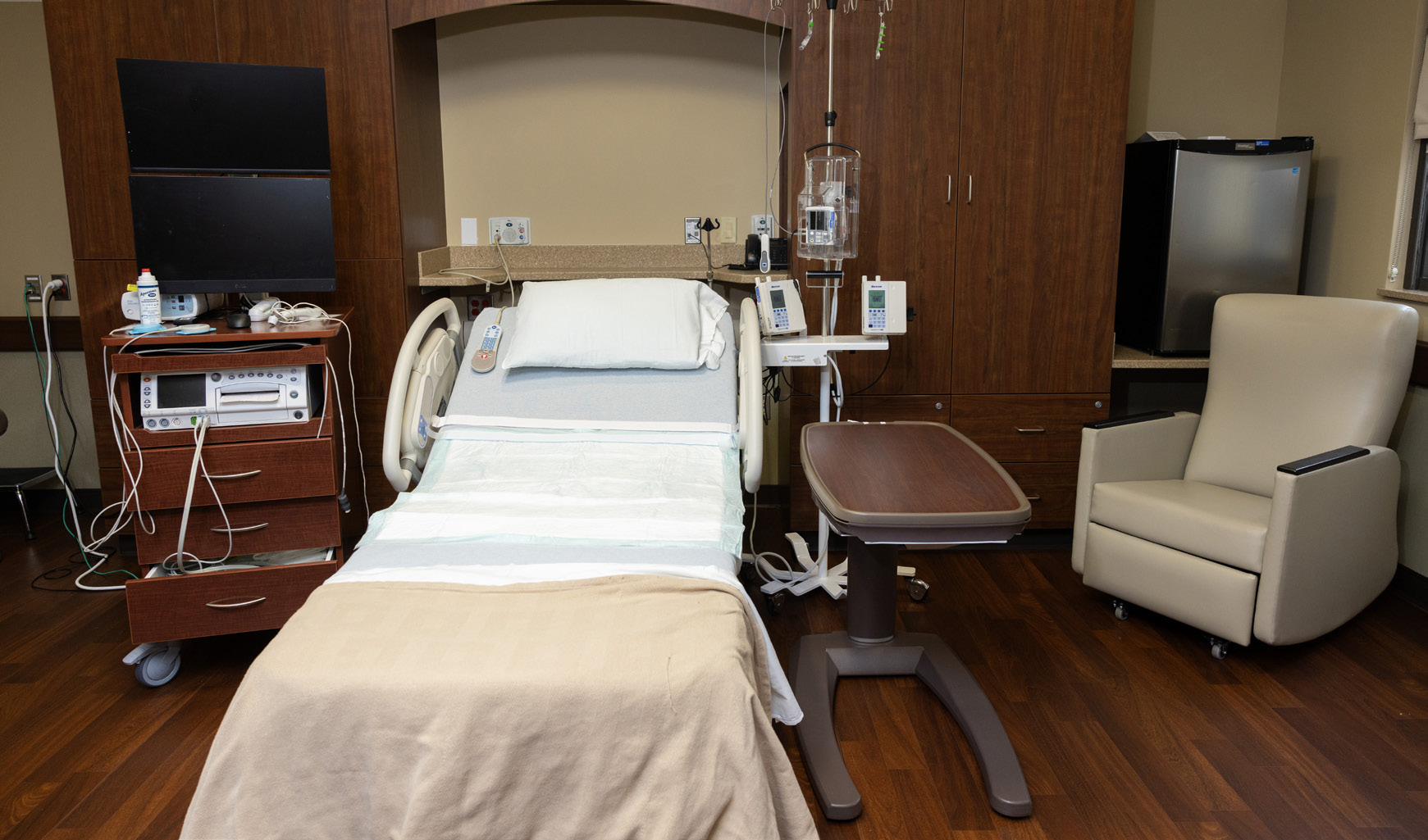 A labor and delivery room sits ready for a birth at Pender Community Hospital on Dec. 8. Photo by Rebecca S. Gratz for the Flatwater Free Press