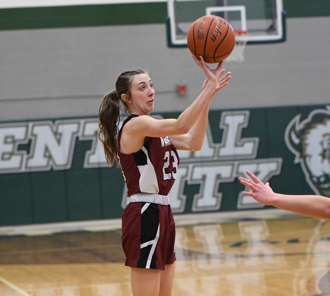 Makayla Robinson scored a season-high 15 points for the Warriors on Friday. NCJ photo by Rick Holtz