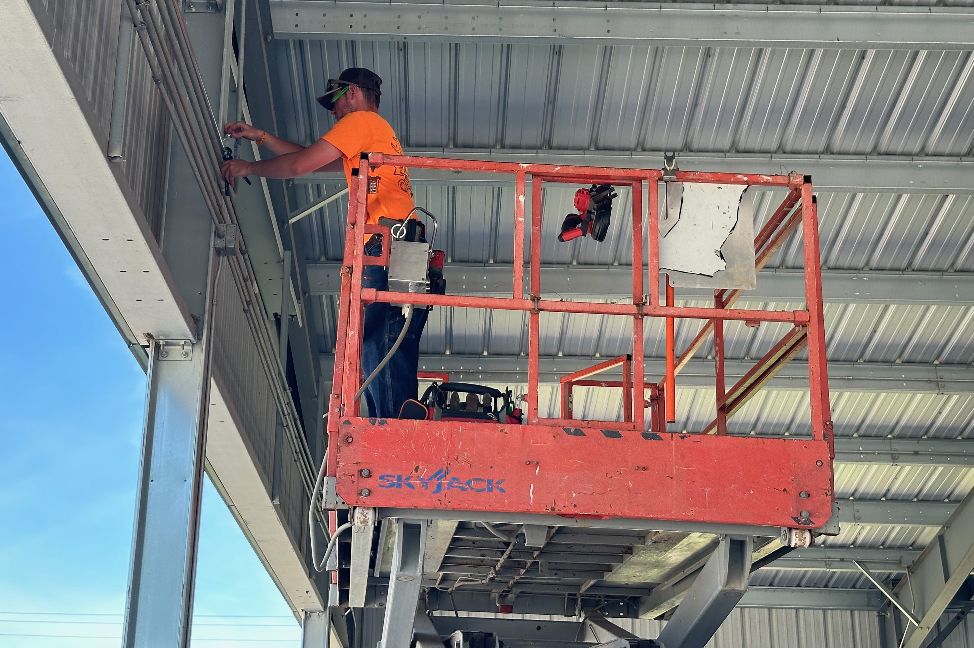 Electrical improvements are being added at the Nance County Fairgrounds. One of the projects is adding additional electricity drops to allow 4-H’ers to plug fans in at the Show Barn. The fans will help keep all the poultry exhibits cool during the 4-H Showcase in July. NCJ photos by Rick Holtz