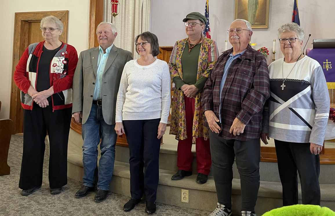 The Cedar Rapids United Methodist Church recently recognized its 50-year members. They were recognized earlier this month by the pastor.  LEFT: Vernette Guthard, Ray Bennett, Linda Zentner, Pastor Lynde Linde, Dave Zaruba, and Margaret Shoemaker. Photos provided