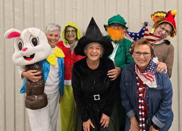 The Best Dressed Team, the Holiday Gals, were made up of Judy Palmer, Deb Blackwell, Julie Riewer, Jody Hogan, Lu Rieken and Julie Jarecke. Photos provided