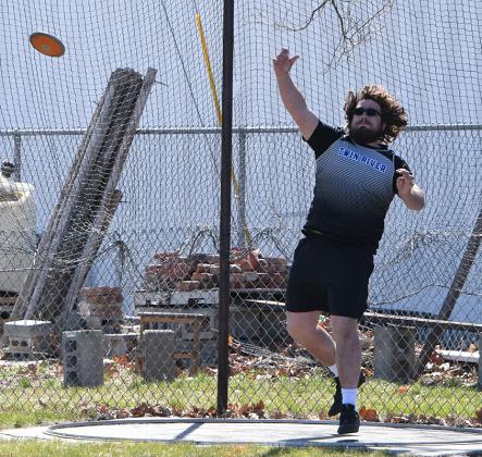 Ryder Kleckner finished 4th in the discus with a 117-05 throw. NCJ photo by Rick Holtz