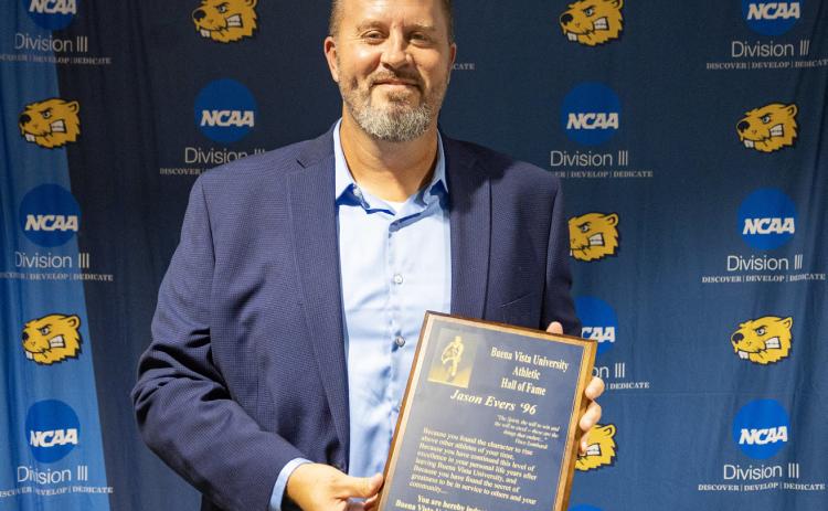 Clarks native Jason Evers was recently inducted into the Buena Vista University Hall of Fame. He and is wife, Emily, currently reside in Huxley, Iowa, and have two children, Kemper and Penn. Evers is currently employed by Wells Fargo. He is the son of Dick Evers of Lincoln and Gloria Evers of Clarks. He is the grandson of the late Augi and Evelyn Evers. Photo provided by BVU Athletics Communications