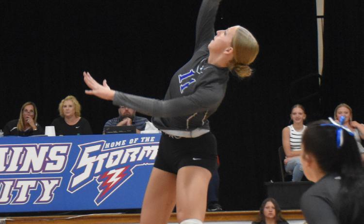 Tricia Kunkee goes on the attack for Twin River against High Plains last week. NCJ photo by Beth Sparrow