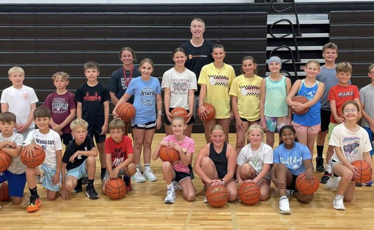 Fullerton holds basketball, volleyball camps
