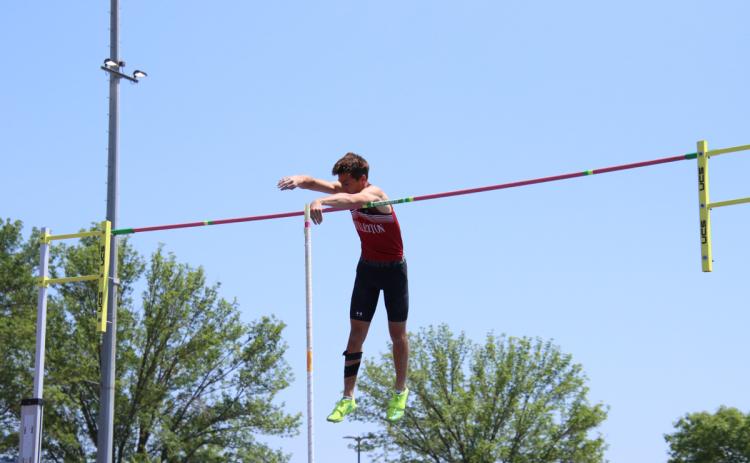 Roe Patton won the Class D state title for pole vault and set a new Fullerton school record by clearing 14-06.00. His height equaled the most for any classes at this year’s State Championship. Photo provided by the Valley Voice