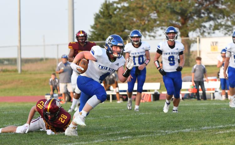 Paydon Rinkol rushed for 5 touchdowns on Friday night, breaking the Twin River record for touchdowns scored in a game by an individual player. NCJ photo by Rick Holtz