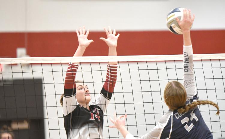 McKenna Plumbtree forces teams to second-guess attacking from the middle. NCJ photo by Rick Holtz