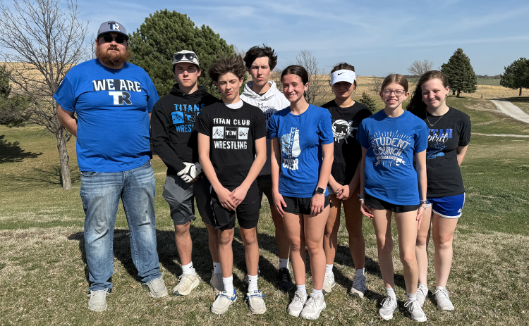 Twin River opened the golf season this week. The team consists of Back row (left to right): Chance Swantek, Corbin Rodriguez, Jaclyn Everett, Jocelyn Robertson. Front row: Cade Kunkel, Ava Martinez, McKenzie King. The team is led by first-year coach Matthew Quick. NCJ photo by Rick Holtz