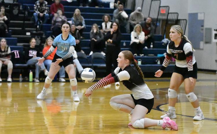 Riley Thomas finished with 10 kills and 5 digs on Monday for Fullerton. NCJ photo by Rick Holtz