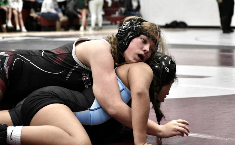 Delylla Olson earned a 8-5 decision against Summerland’s Abby Arroyo on Friday. NCJ photo by Melissa Aaberg