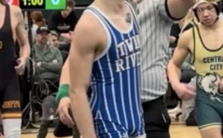 Johnson Punches Ticket to State Wrestling