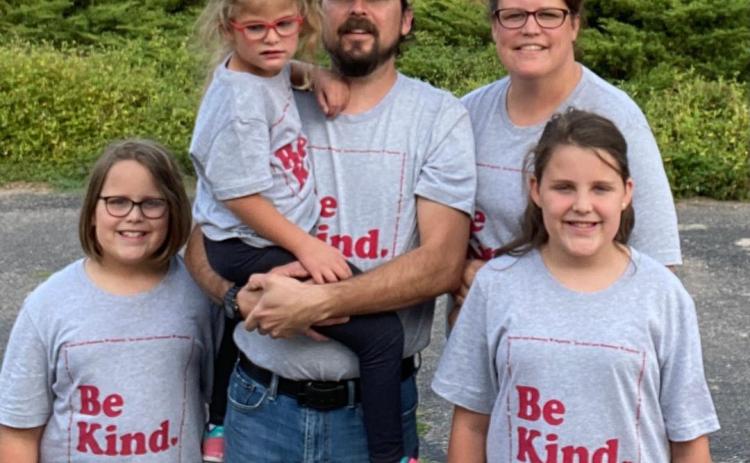 Pictured above: Sabata Family (left to right) PJ, Avi, Shannon, Laura, and Lylla.