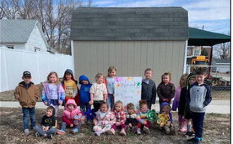 Photo courtesy of Fullerton Head Start Front- Kane Titus, RaeLynn Sack, Natalya Coreas, Sydney Usasz, Kodan Sack, Clara Daw, Eleanor Vice Back- Eli Seymour, Ireland Baker, Archie Nelson, Matt Kershaw, Teagyn Bower, Jayda Titus, Cole Connelly, Izzy Hogan, Jay Usasz, James Bower