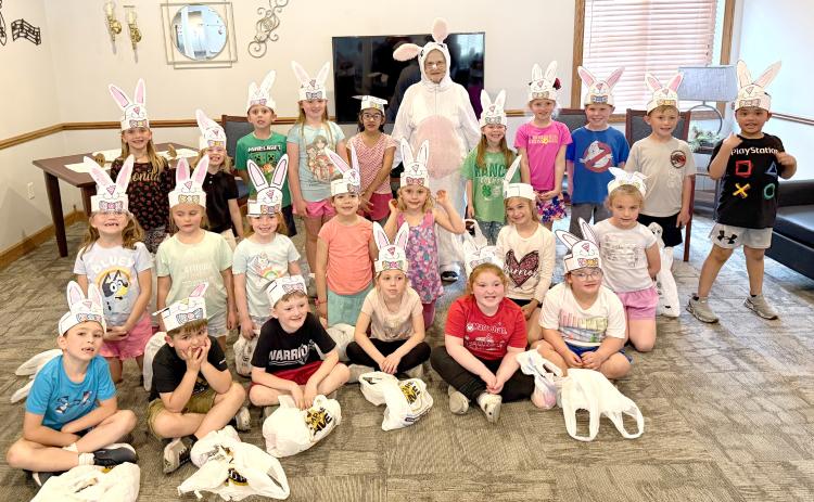 Fullerton’s kindergarten class visited Valley View Assisted Living on Thursday for an afternoon Easter egg hunt. Valley View residents 1400 eggs for hunts in Belgrade, Fullerton and with their Kinderpals. NCJ photos by Rick Holtz